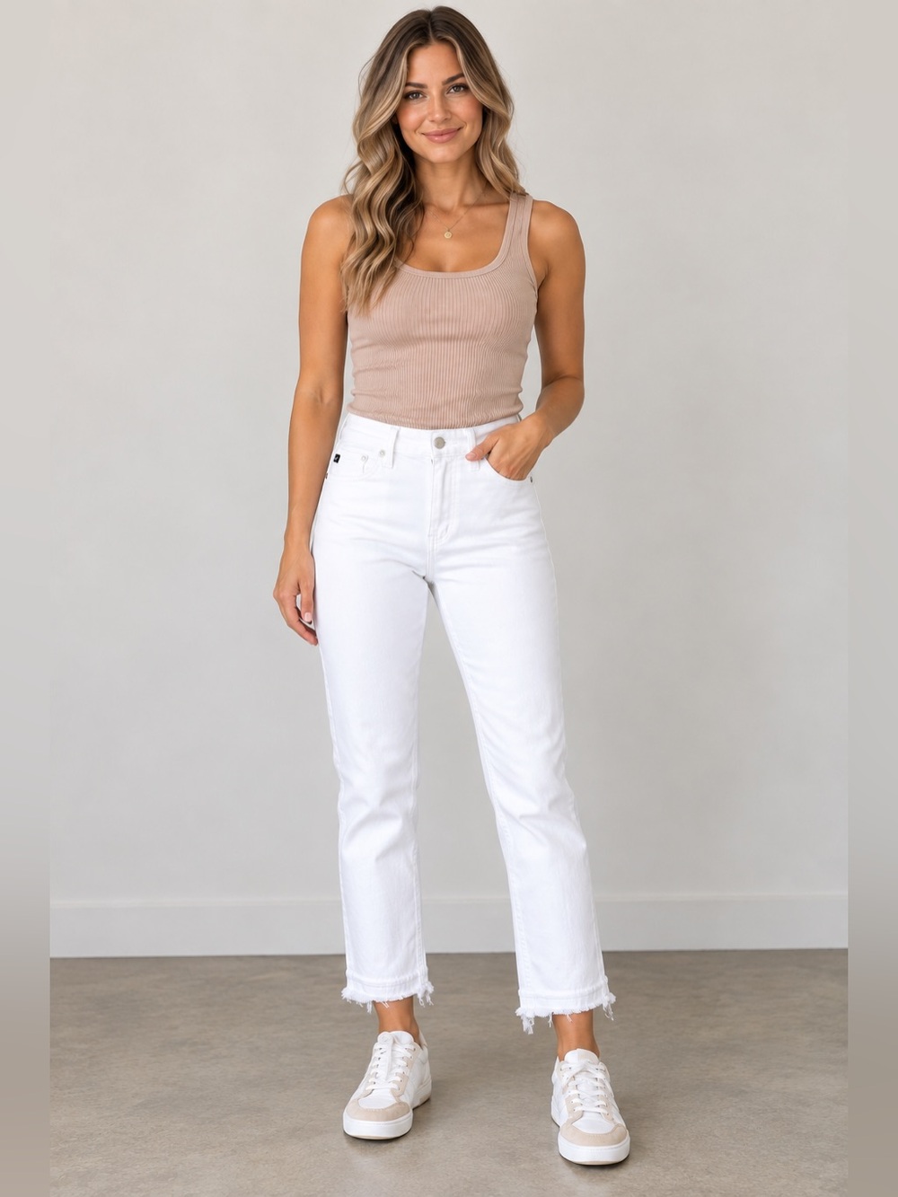 KanCan White High Rise Ankle Straight Jeans 25x27 Raw Hem